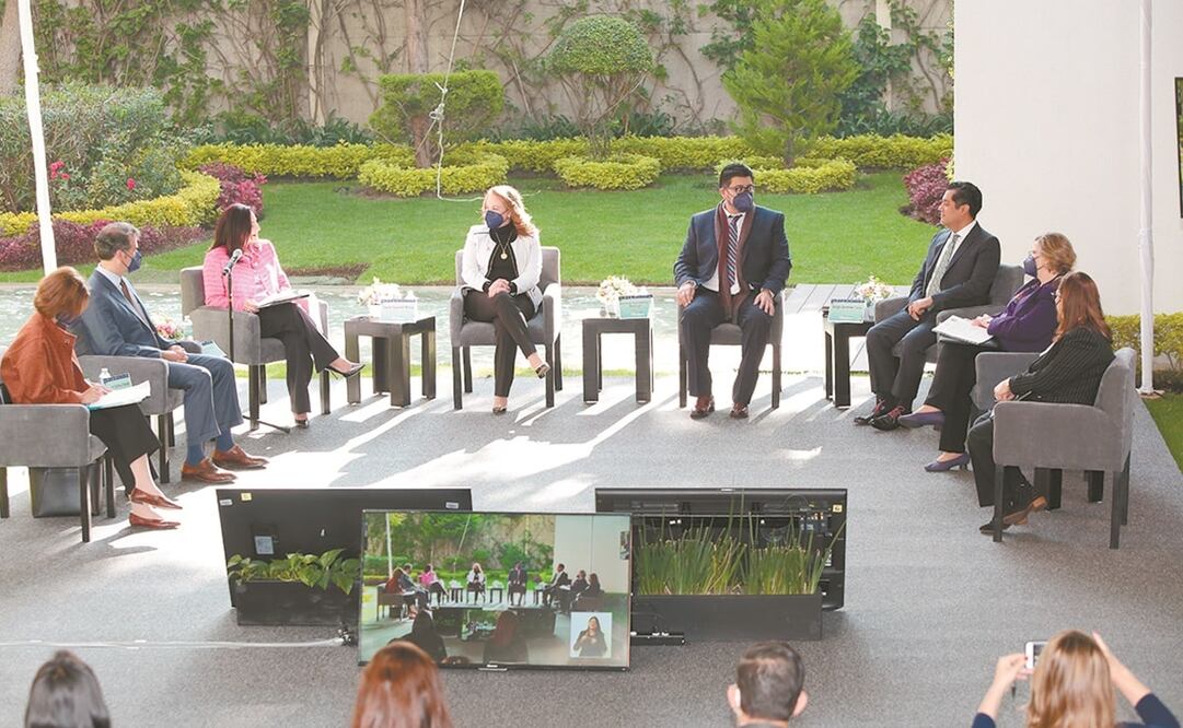 Funcionarios, magistrados, consejeros electorales y legisladores coinciden en que la violencia política hacia mujeres sigue. Foto: Especial