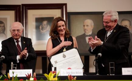 Rosa Beltrán ingresa a la Academia Mexicana de la Lengua