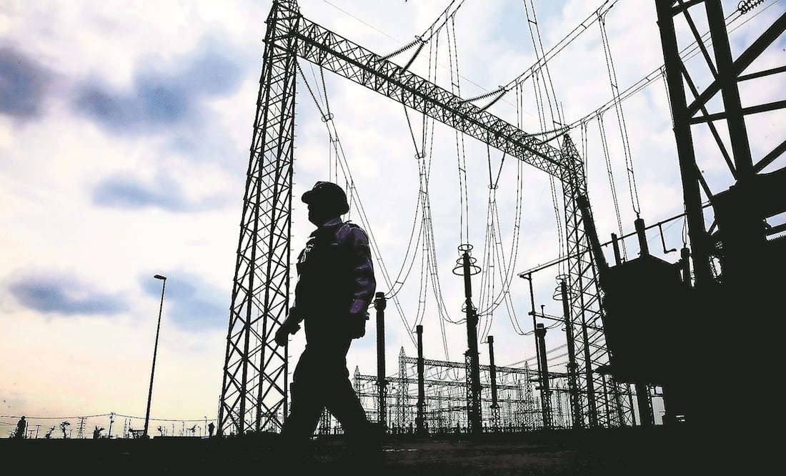 El dictamen establecer que se deberá asegurar el servicio de electricidad en toda su cadena de valor, preservar la seguridad y autosuficiencia energética de la nación / Foto: Archivo El Universal