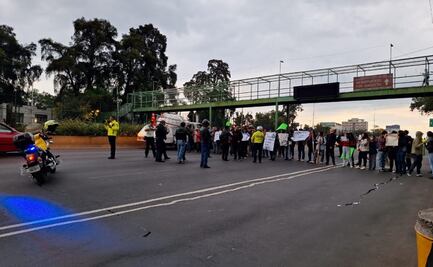 Estudiantes de la Escuela Superior de Música protestan afuera del Cenart; autoridades entablan diálogo