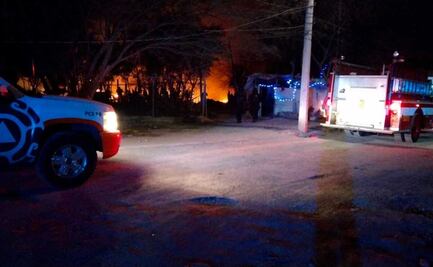 Incendio consume tejabanes y deja a 8 familias damnificadas en Nuevo Léon 