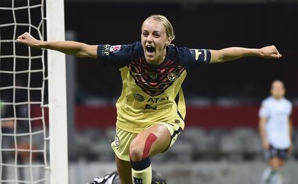 Sarah Luebbert presume sus dotes de cantante para anunciar permanencia en América