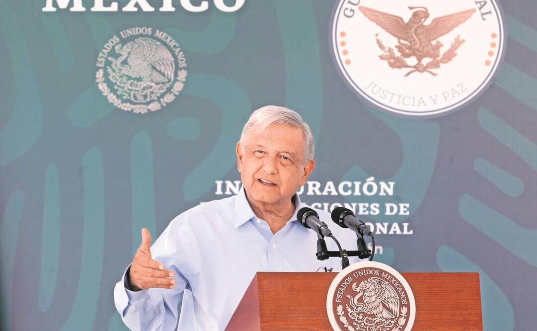 El presidente López Obrador dijo que Santiago Creel le pidió abrirse al diálogo. Foto: Presidencia.