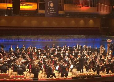 Dudamel lleva a Mozart y Strauss a los Nobel