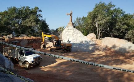 Profepa clausura construcción de "El Cristo de la Paz" en Acapulco