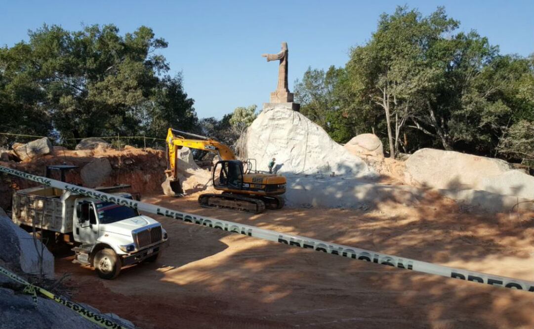 La Profepa procedió a imponer como medida de seguridad, la clausura total temporal de las obras inspeccionadas. FOTO: @2818KM