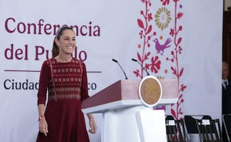 Sheinbaum celebra pacto con gasolineros de bajar diésel a 27 pesos el litro; acuerdo es de carácter temporal, menciona