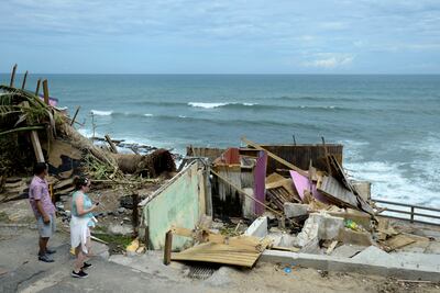 Sube cifra de muertos en Puerto Rico por paso del huracán “María”