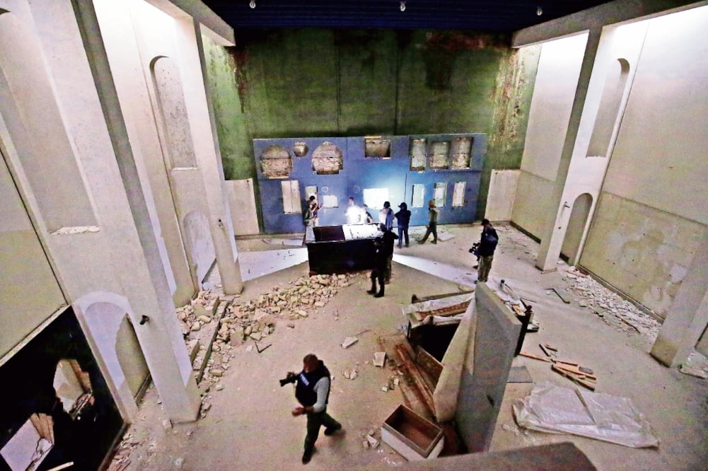 Ruina y devastación es lo que el ejército encontró al llegar al museo. (REUTERS)