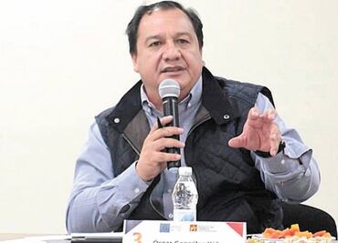 ¿Quién es Óscar González Yáñez, el diputado que busca regular los medios?