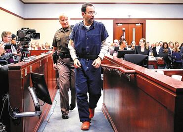 FBI despide a agente por falta de investigación contra ex médico del equipo olímpico de gimnasia