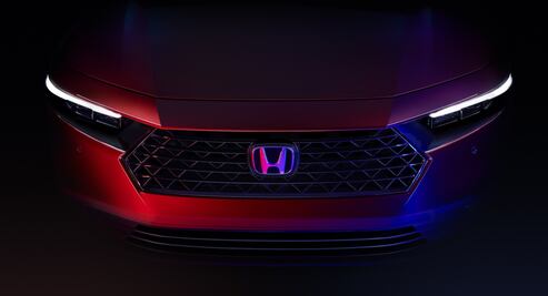 Honda muestra las primeras imágenes del próximo Accord