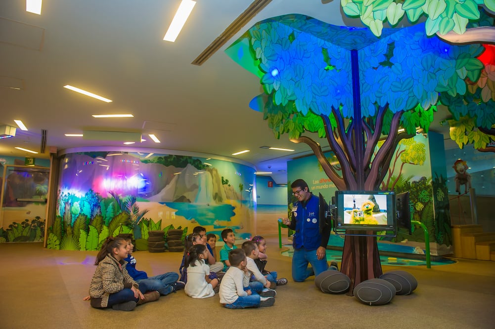 Juegos y rompecabezas son algunas de las actividades en Isla Panwapa.  (Foto: Cortesía Museo de Memoria y Tolerancia)