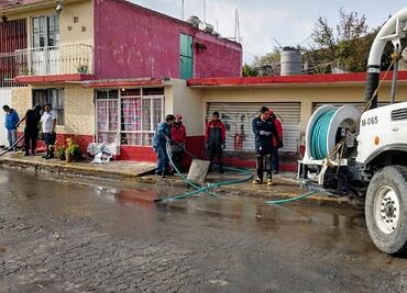 CAEM termina labores de limpieza en casas afectadas por lluvias en Tecámac