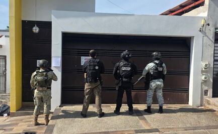 Catean residencia en fraccionamiento Los Ángeles en Culiacán, Sinaloa; decomisan artefactos explosivos, armas y equipo táctico 