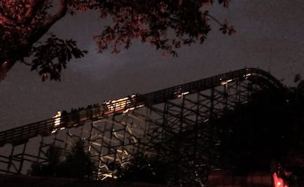 Reportan falla en montaña rusa de Six Flags México