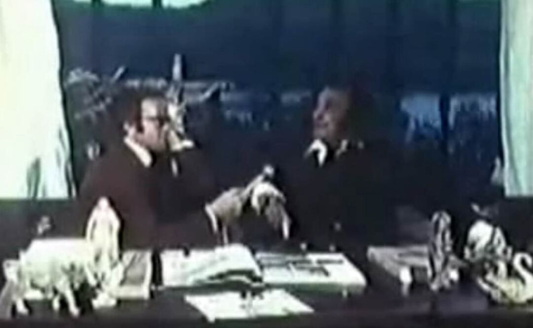 Zabludovsky sonreía ante las respuestas altivas o inesperadas de Dalí. FOTO: YouTube