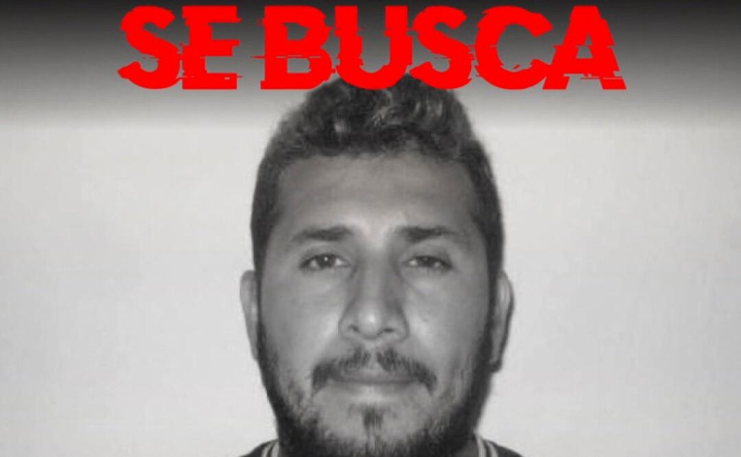 Imagen tomada de la cuenta en X de las Fuerzas Armadas de Ecuador que muestra el cartel de requerimiento de José Adolfo Macías Villamizar, alias Fito.. Foto: AP