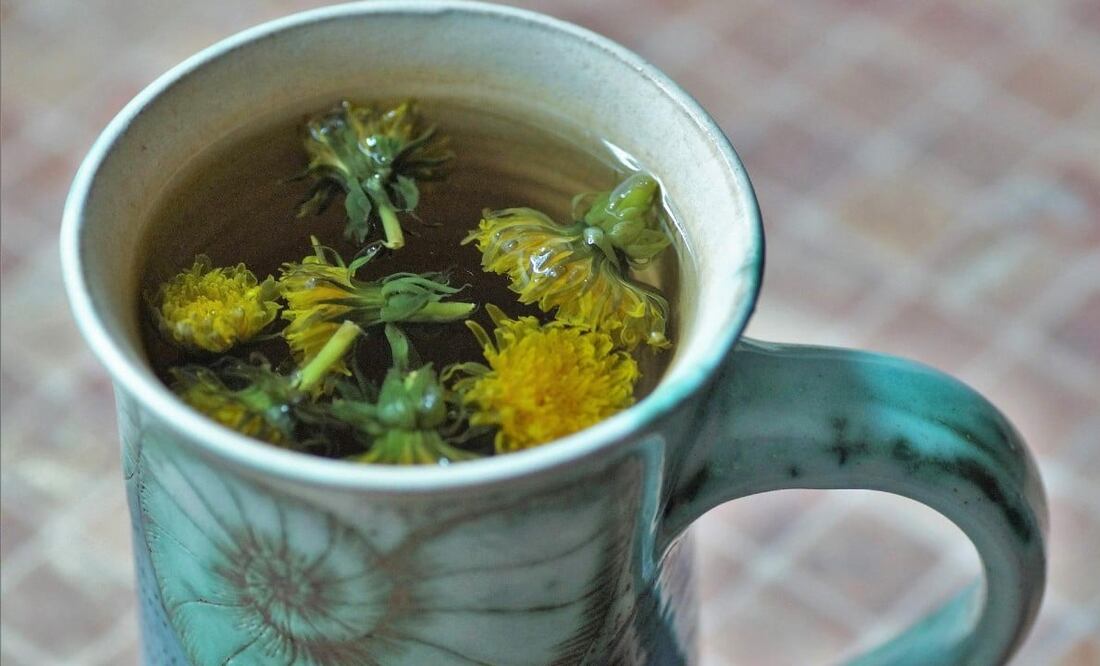 El diente de león puede ayudar a problemas digestivos y en los riñones. Foto: ivabalk / Pixabay