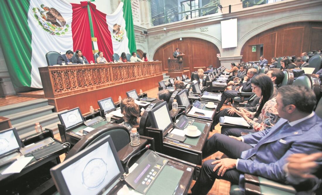 Todos los grupos parlamentarios de la Legislatura estatal, incluido el PRI, aprobaron retirarles los privilegios a los exmandatarios. ARCHIVO EL UNIVERSAL