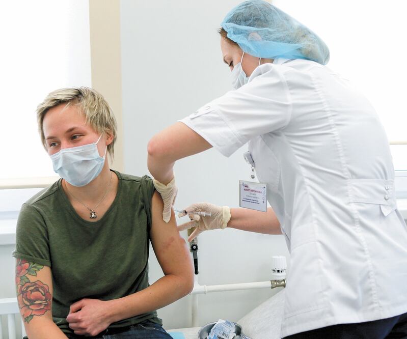 Fitch Ratings señaló que las noticias sobre la inmunización van a impulsar la confianza en la recuperación económica. ARCHIVO EL UNIVERSAL