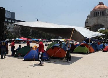 Government will not negotiate with teachers until they return to classes