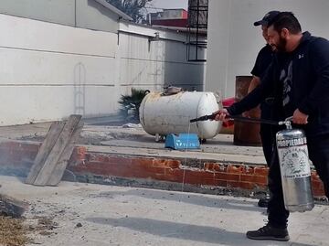 FOTOS: Desde pasear perros hasta talleres de lectura, nuevas modalidades para pagar sanciones por faltas cívicas