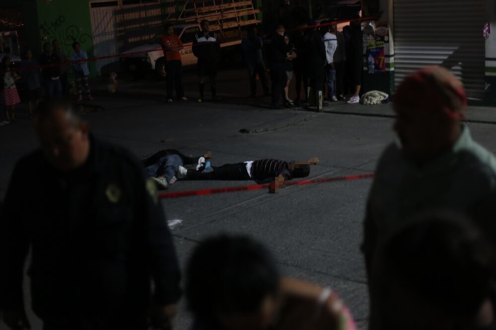 Las autoridades informaron que los presuntos responsables lograron huir a bordo de una camioneta Pickup donde fueron buscados por fuerzas federales y estatales (ARMANDO SOLÍS. EL UNIVERSAL)