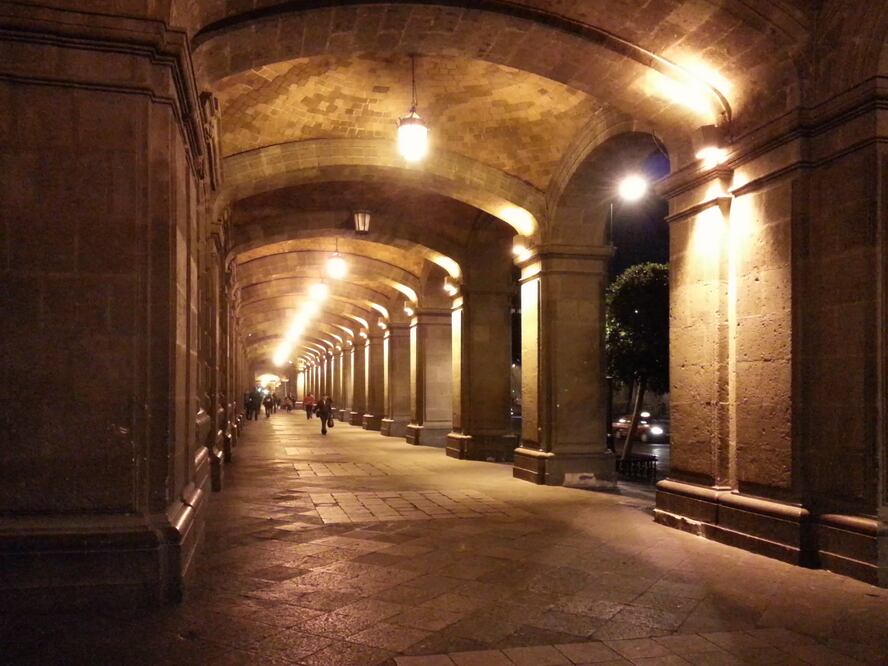 Deberás presentar el día del recorrido nuestro artículo impreso del domingo 27 de agosto “Fantasmas en el Centro Histórico”. (Foto: Istock)