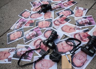 Segob pide a legisladores que homologuen leyes de protección a periodistas en todo el país