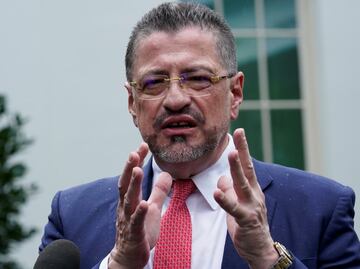 Congreso de Costa Rica decide mantener el fuero al presidente Rodrigo Chaves; está acusado de corrupción