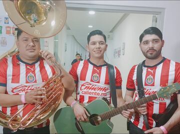 Chivas vs Tigres: Grupo Alta Consigna canta en la final "Te deseo lo mejor"