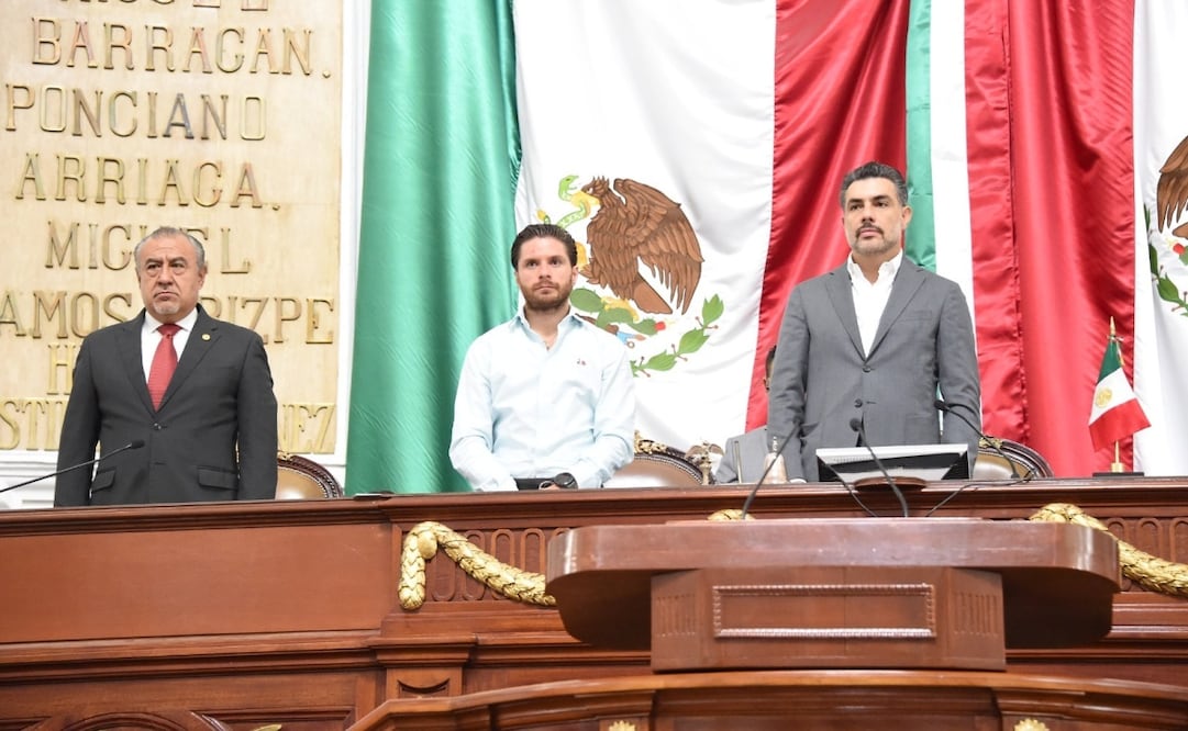 El pleno del Congreso de la Ciudad de México lamentó y guardó un minuto de silencio por el feminicidio de Edith Guadalupe y balacera en Teotihuacán. Foto: especial