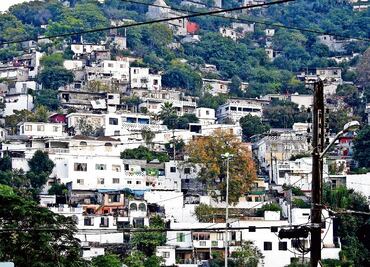 Con murales, buscan abatir la violencia en Monterrey