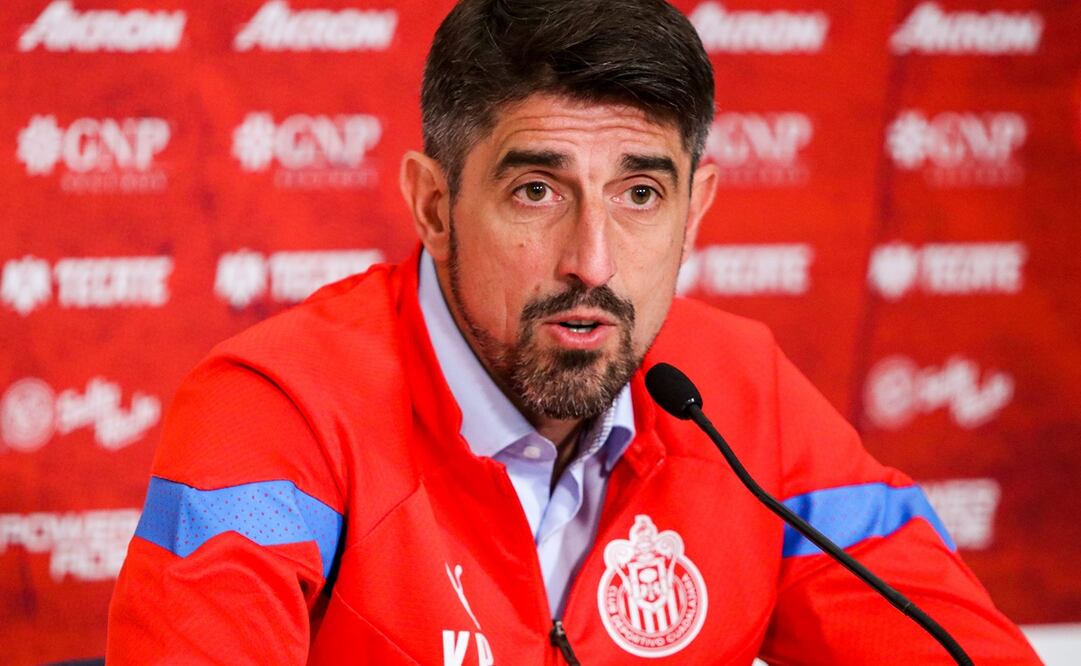 Veljko Paunovic, director técnico de Chivas, en conferencia de prensa / Foto: Imago7