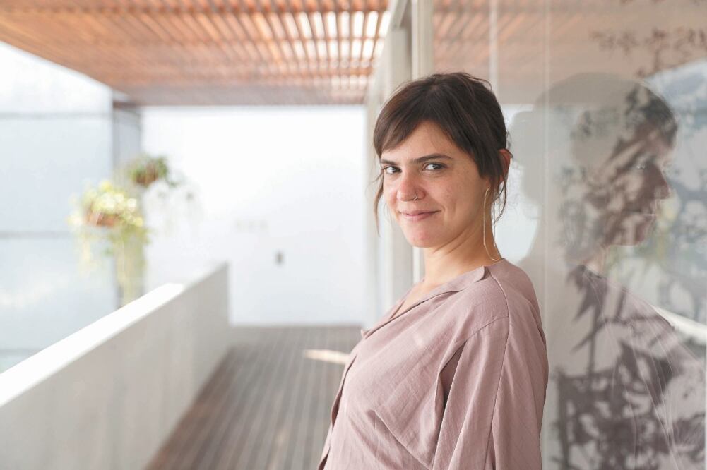 Valeria Luiselli presenta hoy Desierto sonoro, en la galería Kurimanzutto. Foto:
