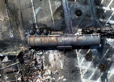 FOTOS: Explosión de pipa en carretera de Tabasco causa destrozos y pánico en la población