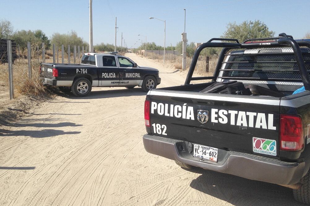 Además de la propiedad del ex gobernador, también fue inspeccionada la casa de Carlos Villalobos, secretario de Hacienda en Sonora, en la administración de Guillermo Padrés (ESPECIAL)