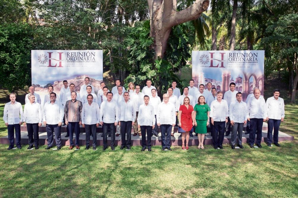 En la “Declaración Oaxaca”, respaldada por los 32 mandatarios, se comprometieron a buscar encuentros con gobernadores estadounidenses para establecer mecanismos de colaboración y beneficio mutuo. (FOTO: PRESIDENCIA)