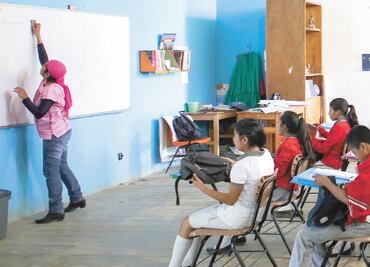 SEP presume iniciativa de reforma educativa; expertos la critican