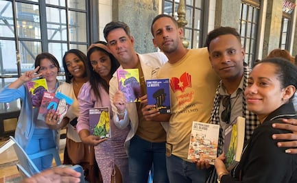 Cubanos agradecen a Sheinbaum entrega de libros del programa "25 para el 25"; destacan "pensamiento crítico"
