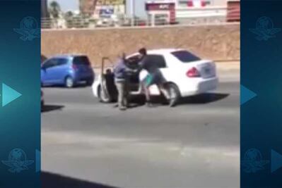 Joven golpea a adulto mayor en Chihuahua