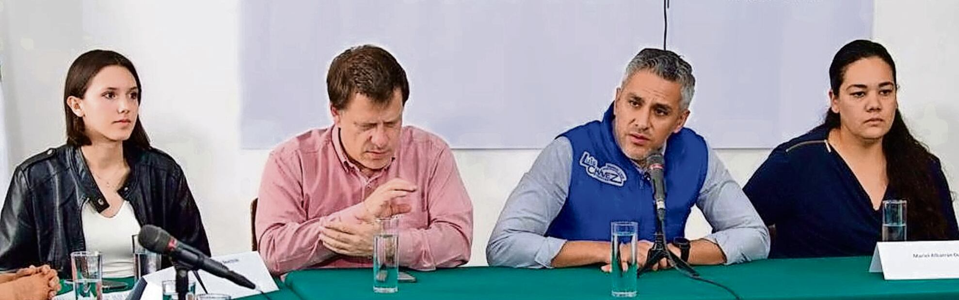 Mientras Pablo Vázquez y Salvador Guerrero destacaron compromiso de Godoy, panistas mostraron errores de su administración. Foto: Especial