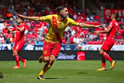 Polémico triunfo de Monarcas ante Toluca