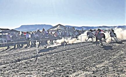 Deja 11 muertos ataque en carrera de caballos