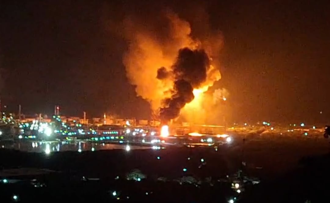 Falla en refinería de Salina Cruz genera columnas de humo; incidente activa quemadores durante tres horas. Foto: Captura de pantalla