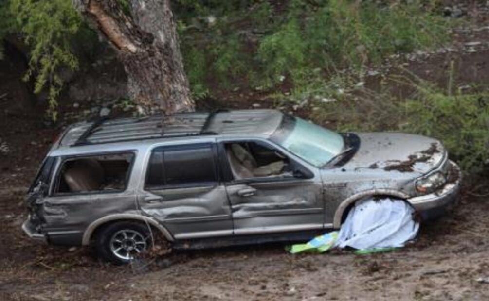 Gobernador de SLP brinda apoyo a familias de fallecidos en tromba