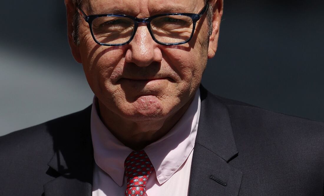 Kevin Spacey afuera del Tribunal de la Corona de Southwark en Londres, Gran Bretaña, 26 de julio de 2023. Foto: EFE/EPA/ANDY RAIN, Archivo EL UNIVERSAL.