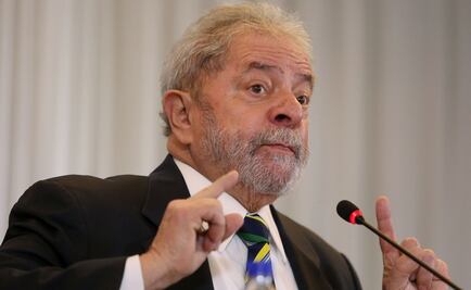 Pide Lula presionar a senadores para "hacer volver a Dilma"