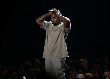 Kanye insulta a Swift y se dice más influyente que Escobar